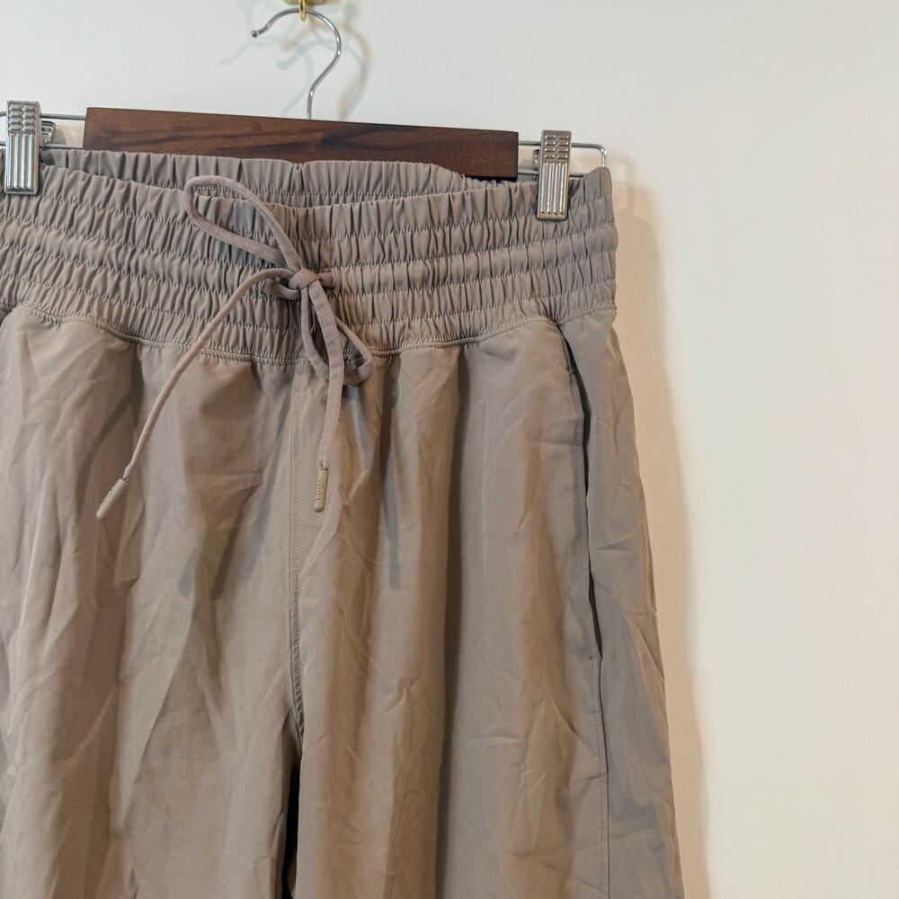 YPB motionTEK Jogger Oat Beige Sweatpants Size S - Picture 5 of 7